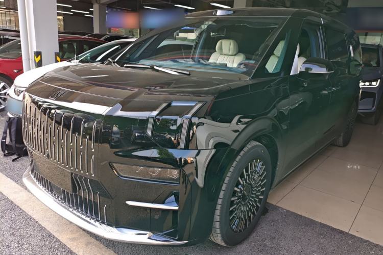 Used Zeekr 009 2024 7-Seater Walk-Through Version Four-Wheel Drive 108 kWh