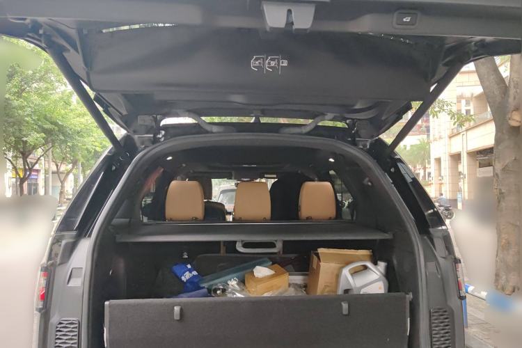 Used Land Rover Discovery 2019 3.0 SC V6 HSE LUXURY Trunk