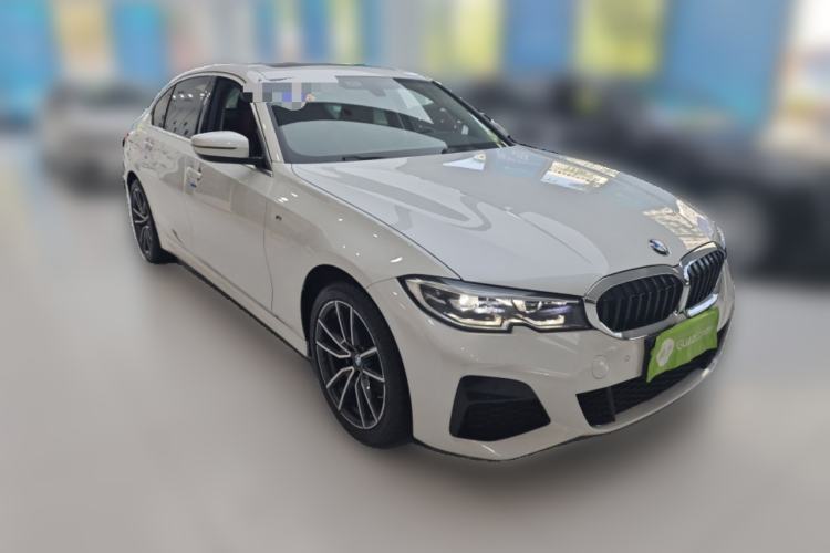Used BMW 3 Series 2022 Restyled 320Li M Sport Package Front Right 45 Deg
