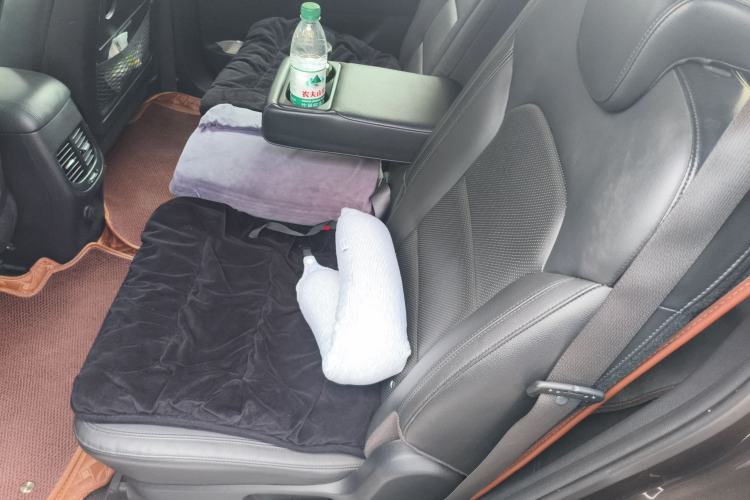 Used Kia Carens 2013 2.0L 7-Seater Automatic Comfort Edition China V Standard
