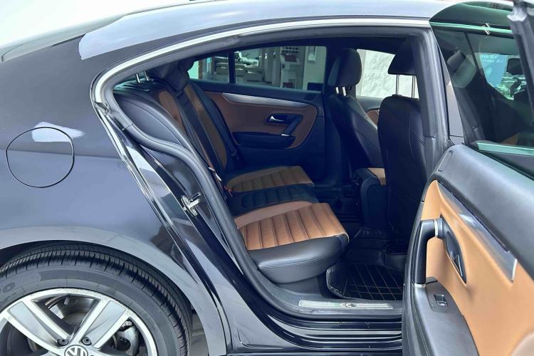 Used Volkswagen FAW-Volkswagen CC 2013 1.8TSI Luxury Model Interior 4