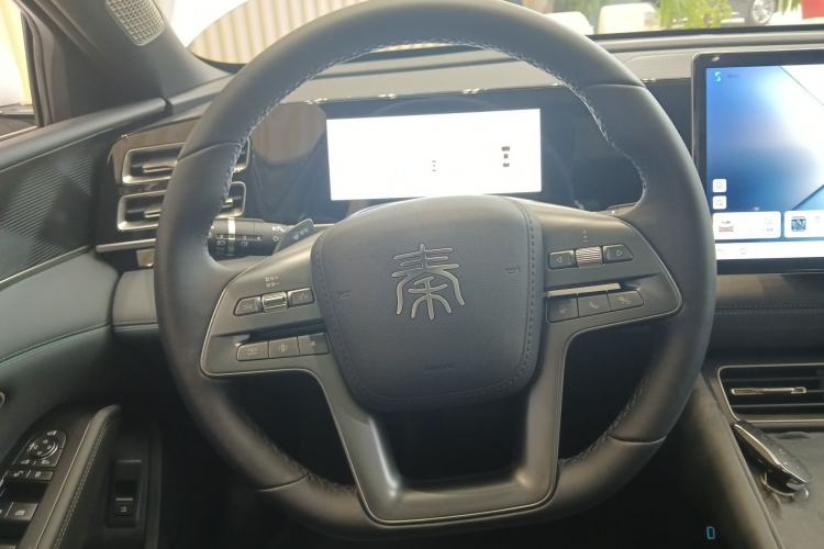 Used BYD Qin L 2025 DM-i Smart Drive 120KM Superior Model