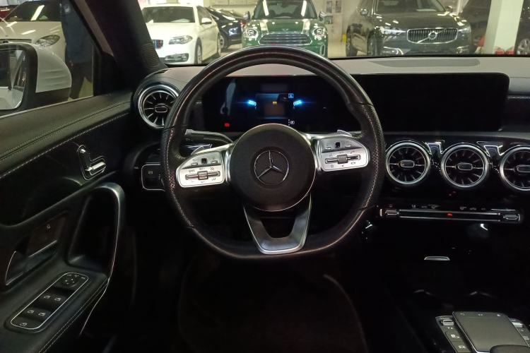 Used Mercedes-Benz A-Class 2021 A 200 L Sport Sedan Fashion Model
