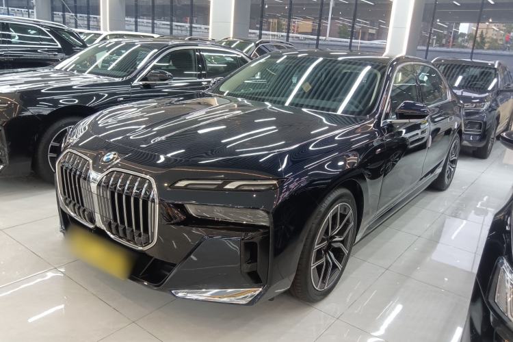 Used BMW 7 Series 2023 735Li M Sport Package