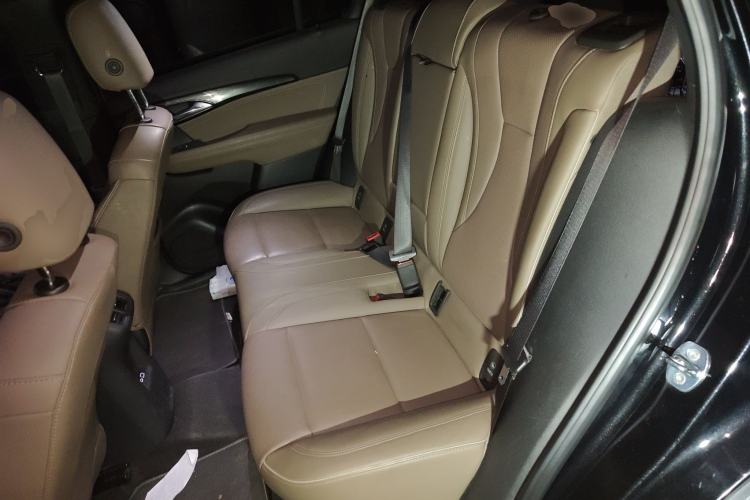 Used Buick Envision 2022 Encore Plus 652T Five-Seat Luxury Model
