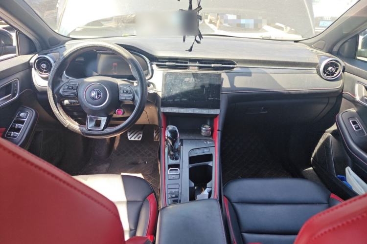 Used MG 6 2020 1.5T Automatic Trophy Luxury Edition Center Console