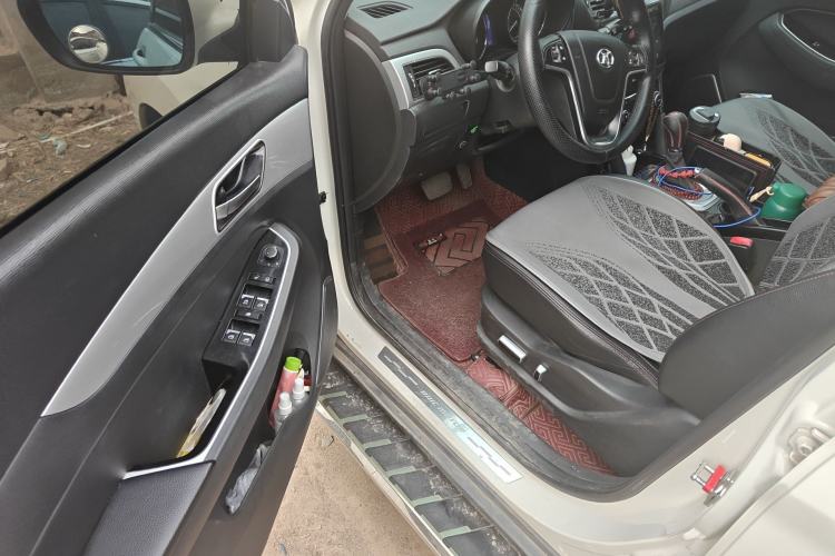 Used BAIC Senova X55 2016 1.5T CVT Luxury Edition Driver Seat