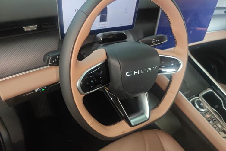 Used Chery Tiggo 8 L 2024 2.0T Two-Wheel Drive Prestige Version 5 Seats