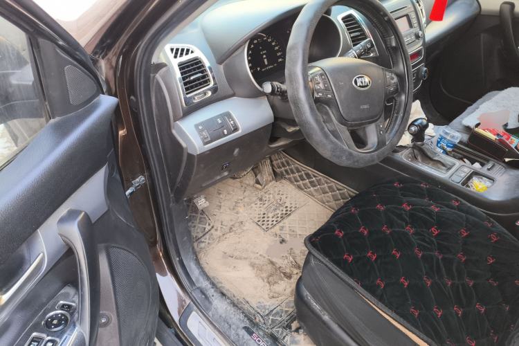 Used Kia Sorento 2013 2.4L 5-Seater Gasoline Comfort Version China IV Standard
