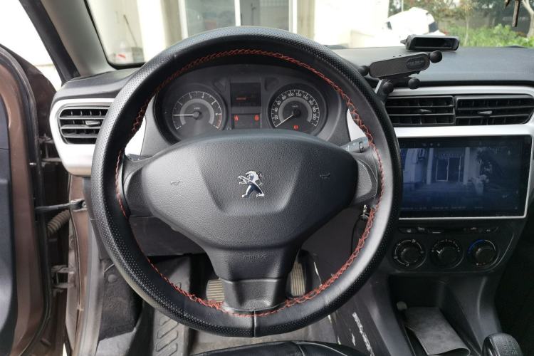 Used Peugeot 301 2014 1.6L Manual Comfort Edition
