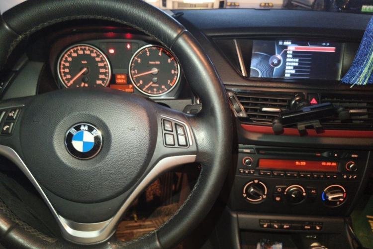 Used BMW X1 2015 sDrive18i Fashion Upgrade Edition