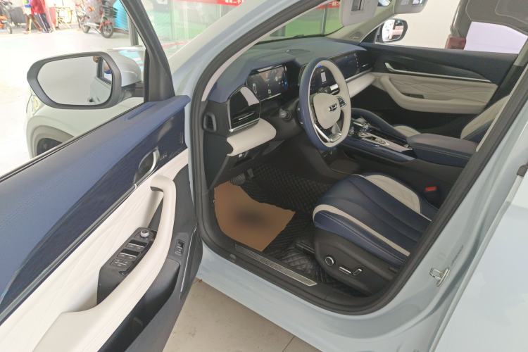 Used Geely Auto Monjaro L 2022 1.5T Leishen Hi·F Plug-in Hybrid Super Xun Driver Seat