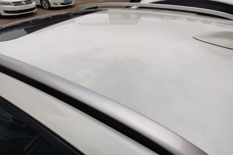 Used Venucia T90 2017 2.0L CVT Leading Edition Roof