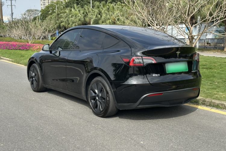 Used Tesla Model Y 2023 Rear-Wheel-Drive Version