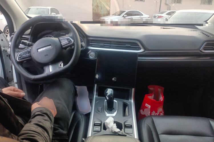 Used Haval F5 2020 1.5T DCT Type I Center Console