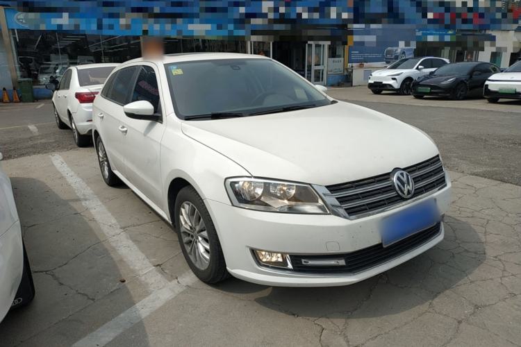 Used Volkswagen Gran Lavida 2013 1.6L Automatic Luxury Model
