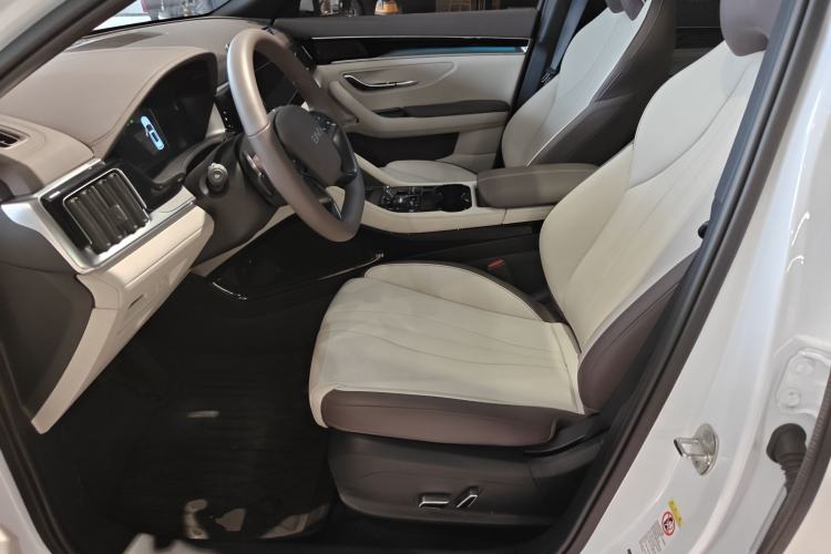 Used BYD Song PLUS New Energy 2025 DM-i Intelligent Driving 112KM Prestige Model