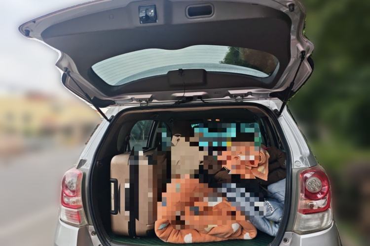 Used Toyota Verso 2015 180E CVT Crossover Edition Trunk