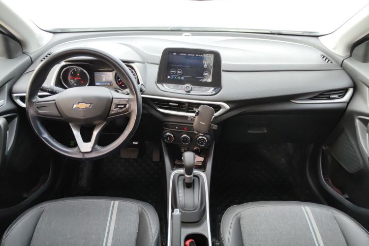 Used Chevrolet Trax 2019 325T Automatic Fun Edition China VI Standard