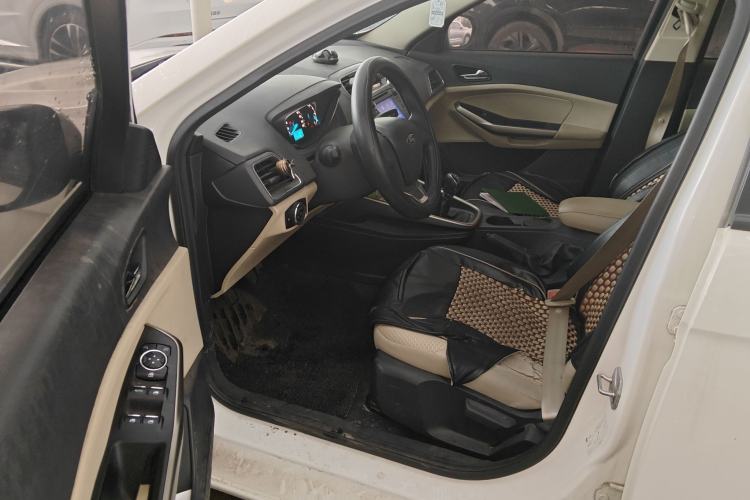 Used Ford Escort 2015 1.5L Manual Comfort Model
