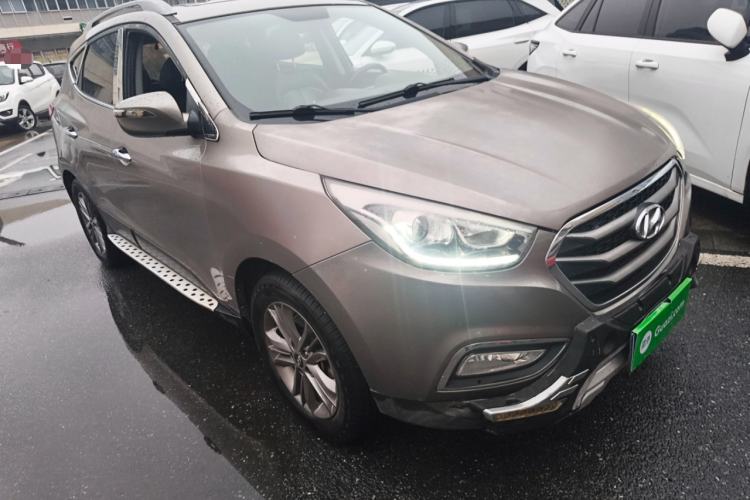 Used Hyundai ix35 2013 2.0L Automatic Two-Wheel Drive Smart GLS China IV Standard