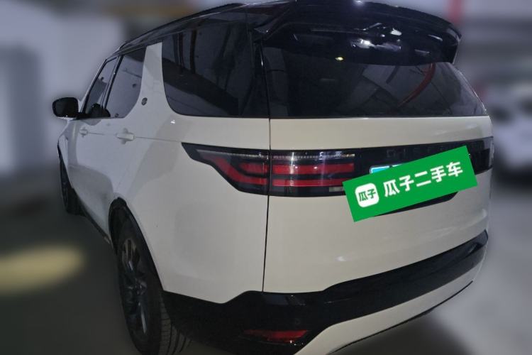 Used Land Rover Discovery 2023 Revised Version 360 PS R-Dynamic S
