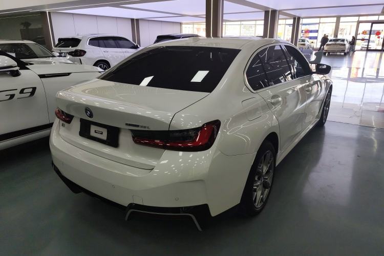 Used BMW i3 2022 eDrive 35 L
