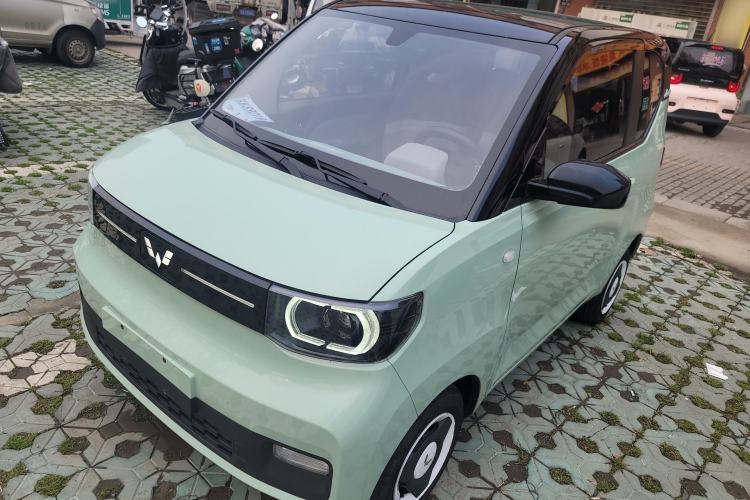 Used Wuling Hongguang MINIEV 2022 Macaron Premium Model – Lithium Iron Phosphate