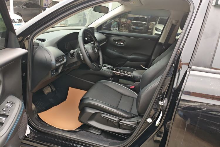 Used Honda HR-V 2023 2.0L eHEV Dynamic Smart Edition
