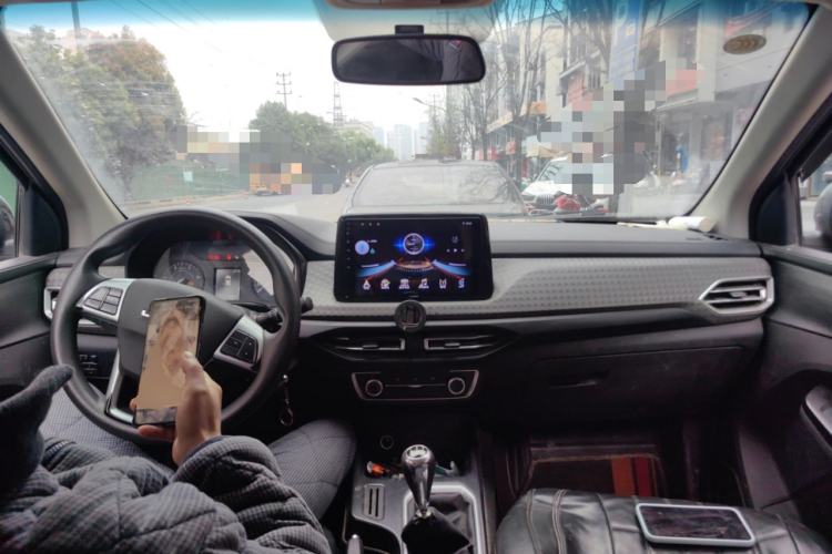 Used JMC Baodian 2022 2.5T Diesel Two-Wheel-Drive Comfort Edition Standard Wheelbase JX4D25A6L
