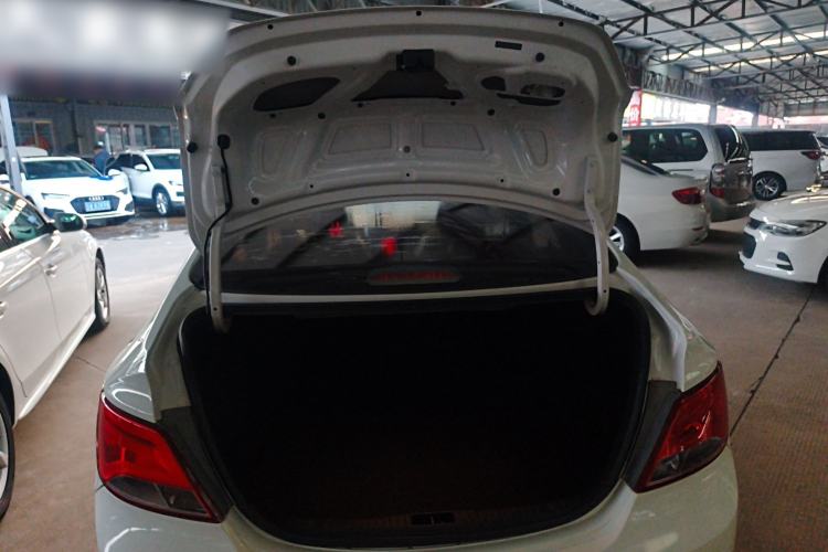 Used Hyundai Verna (older generation) 2014 1.4L Manual Smart GLS Trim