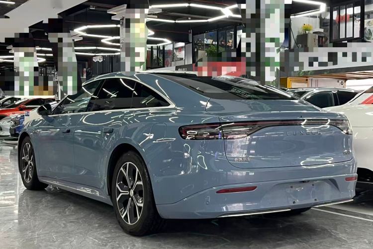 Used Hima Luxeed S7 2025 855 km Max Exterior 6