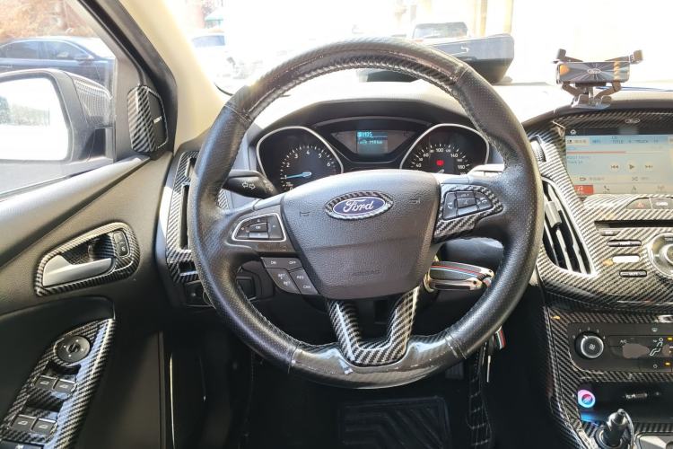 Used Ford Focus 2018 Hatchback Classic 1.6L Automatic Comfort Plus SmartDrive Edition