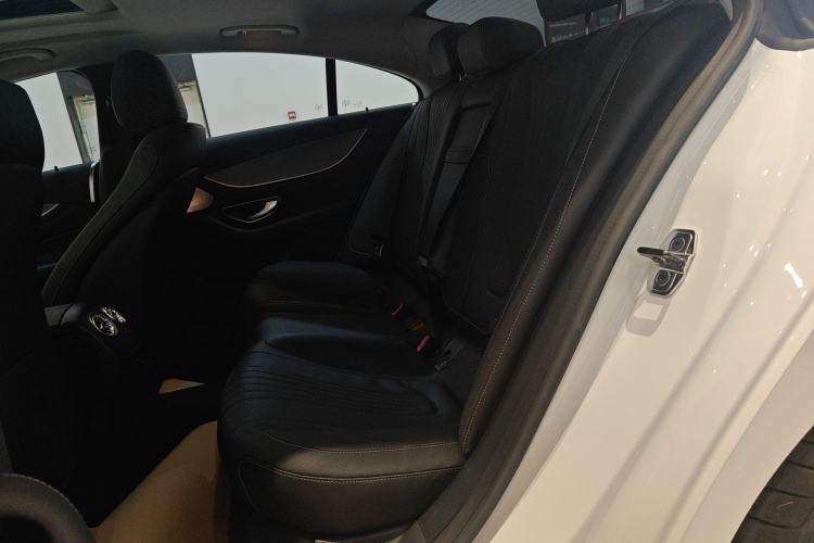 Used Mercedes-Benz CLS 2023-Year Restyled CLS 260