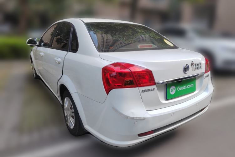 Used Buick Excelle 2015 1.5L Automatic Classic Model
