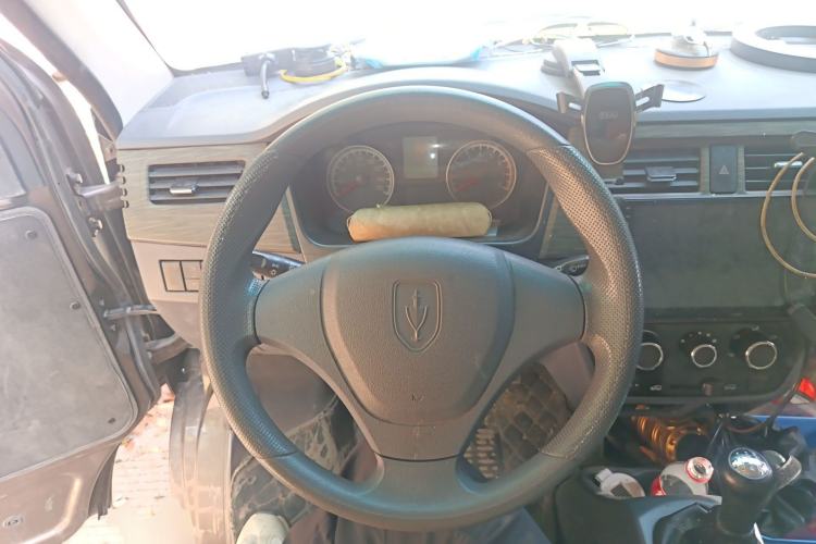 Used Jinbei Hiace X30 2022 1.5L Cargo Version China VI SWC15M Steering Wheel