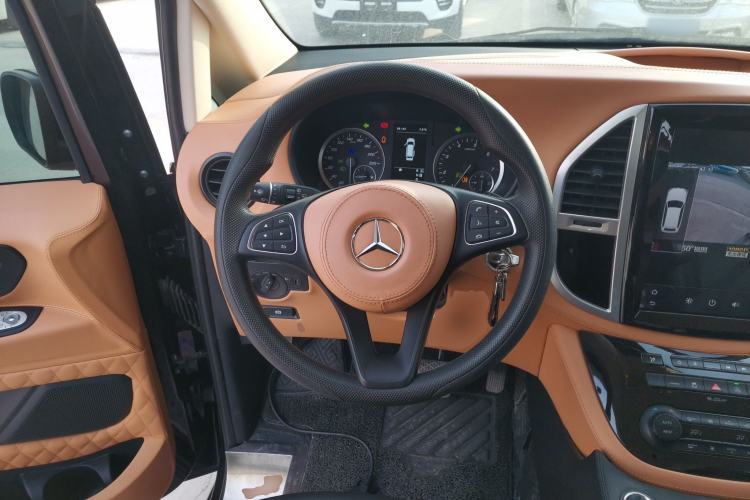 Used Mercedes-Benz Vito 2020 2.0T Elite Version 7 Seats
