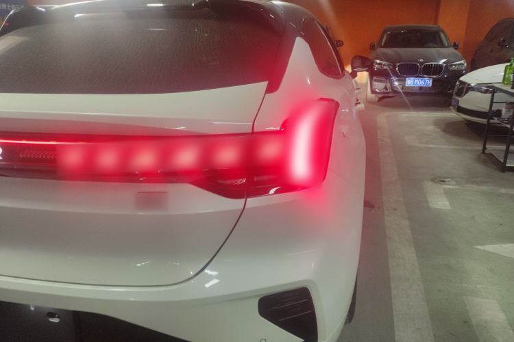 Used Zeekr 001 2026 Model 103° Four-Wheel Drive Ultra Version
