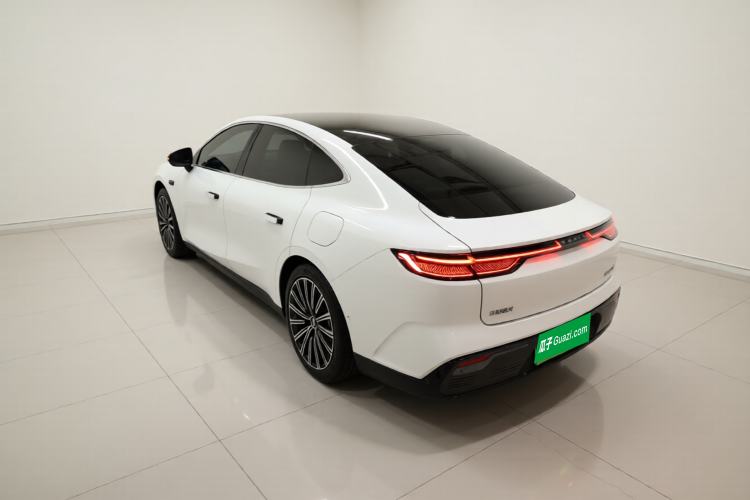 Used Geely Galaxy 8 2025 130km EM-i Flagship Edition