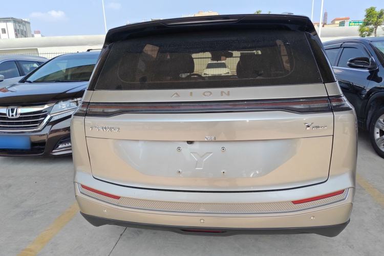 Used AION Y 2022 Plus 70 Smart Edition