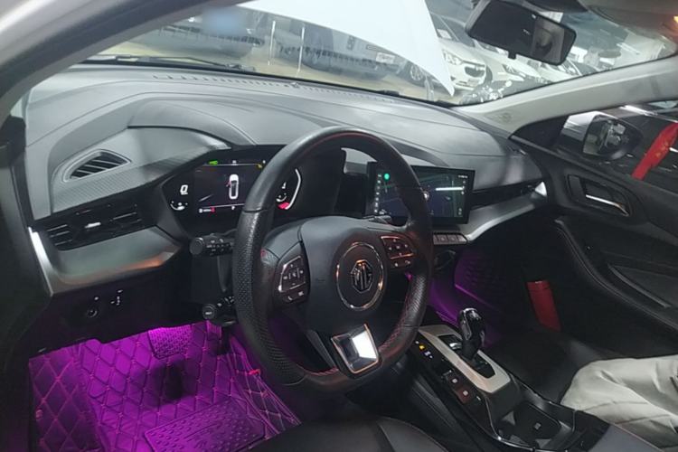 Used MG 5 2021 Revised 300TGI DCT Qingshè Luxurious Enjoyment Edition
