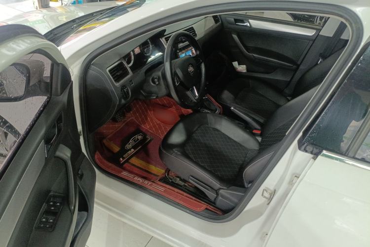 Used Skoda Rapid 2018 1.6L Automatic Comfort Edition
