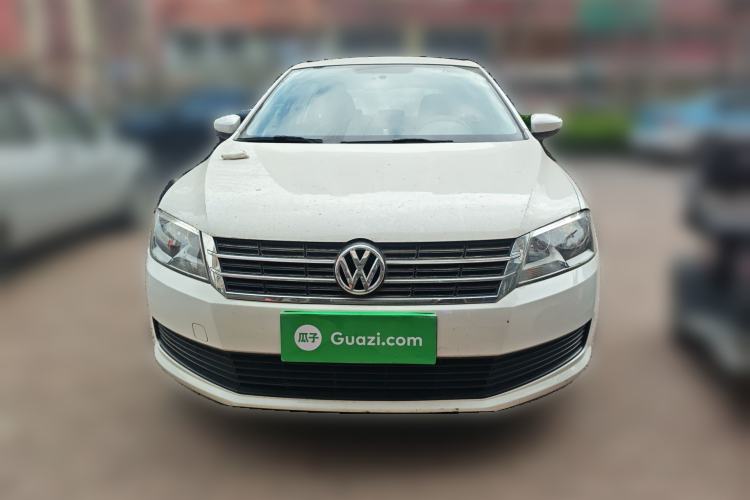 Used Volkswagen Gran Lavida 2013 1.6L Automatic Fashion Model Front