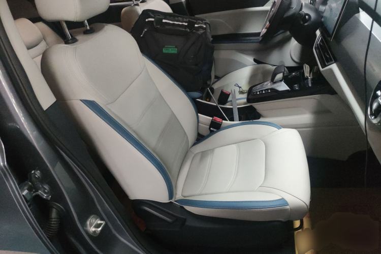 Used BYD Yuan Pro 2023 401KM Luxury Version Right Front Seat