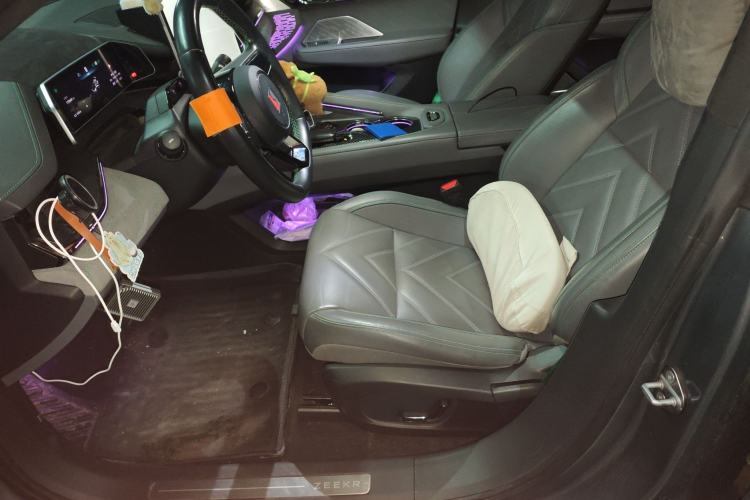 Used Zeekr 001 2022 Long-Range Dual-Motor WE Edition Left Front Seat