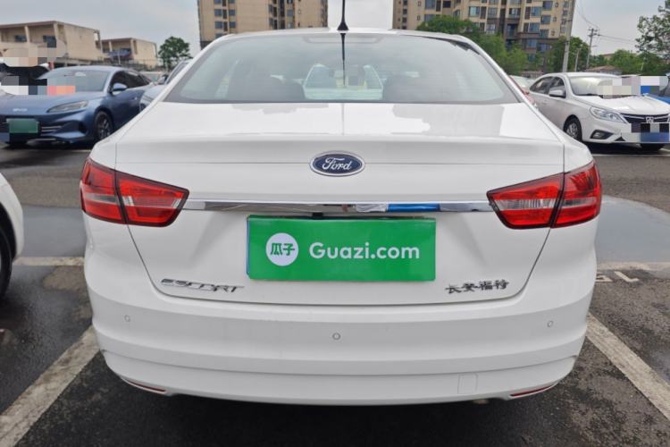 Used Ford Escort 2015 1.5L Automatic Fashion Model