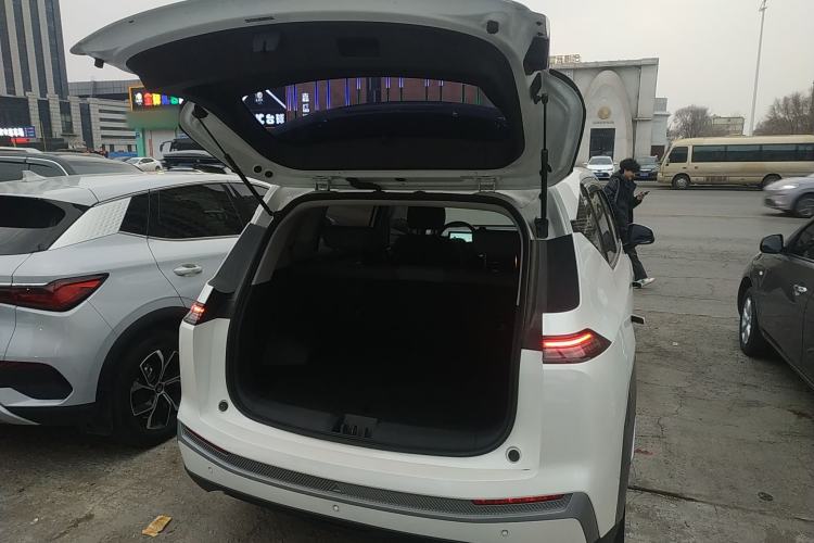 Used AION Y 2023 Plus 510 Enjoy Edition