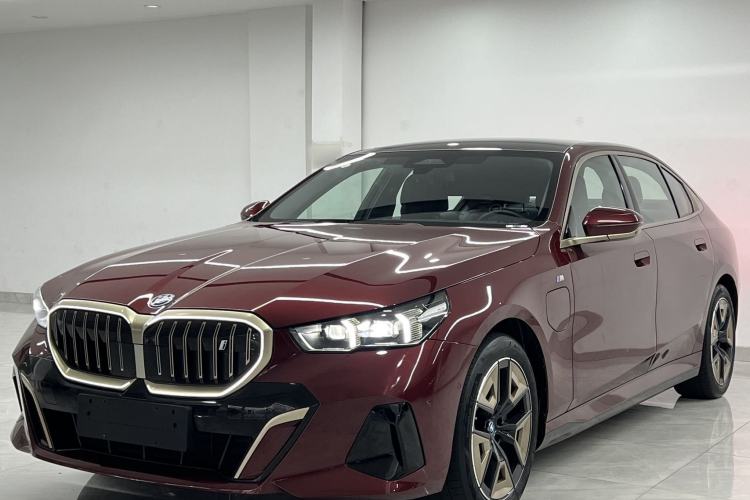 Used BMW i5 2024 eDrive 35L Luxury Model with M Sport Package