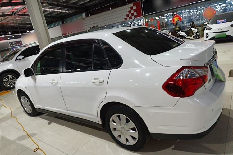 Used Venucia D50 2014 1.6L Manual Splendid Edition