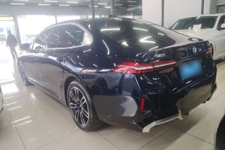 Used BMW 5 Series 2025 530Li Leading Model M Sport Package
